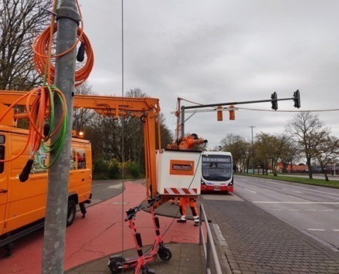 Seitenansicht Mobile Lichtsignalanlage / Temporäre Ampelregelung